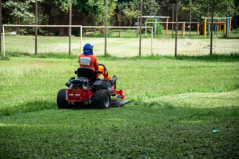 Top 10 Meilleur Tracteur Tondeuse Autoportée 2026 - Comparatif - Tests - Avis